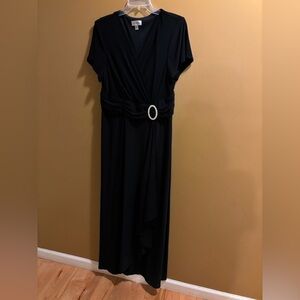 ⭐️⭐️Avenue Black Asymmetrical Dress with Buckle Detail